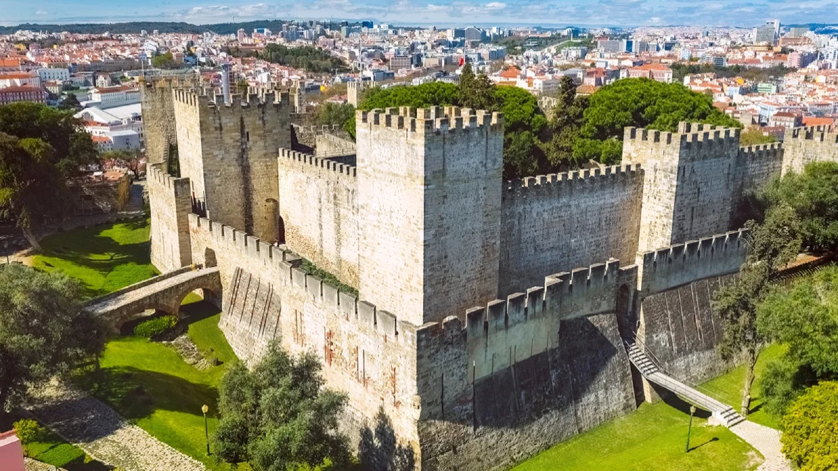 São Jorge Castle The beautiful São Jorge Castle